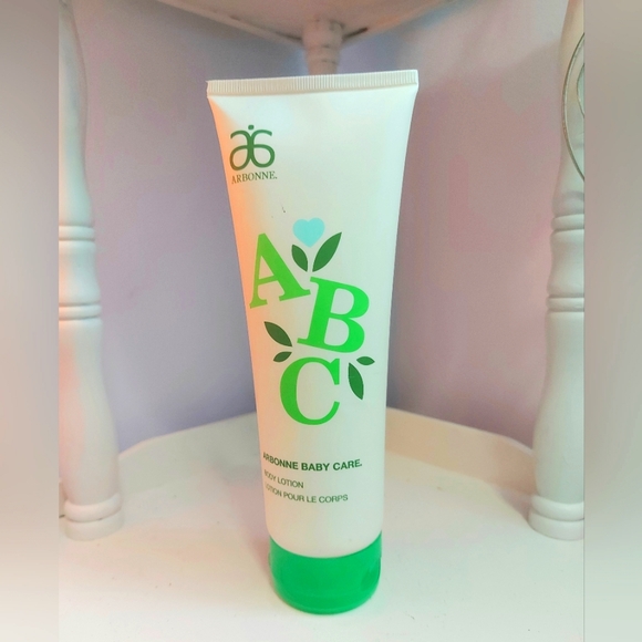 Arbonne Baby Lotion - Picture 1 of 4